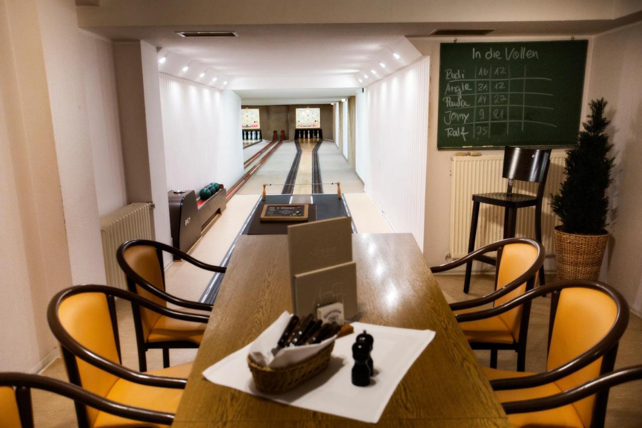 Hotel Zur Post Brilon Bagian luar foto