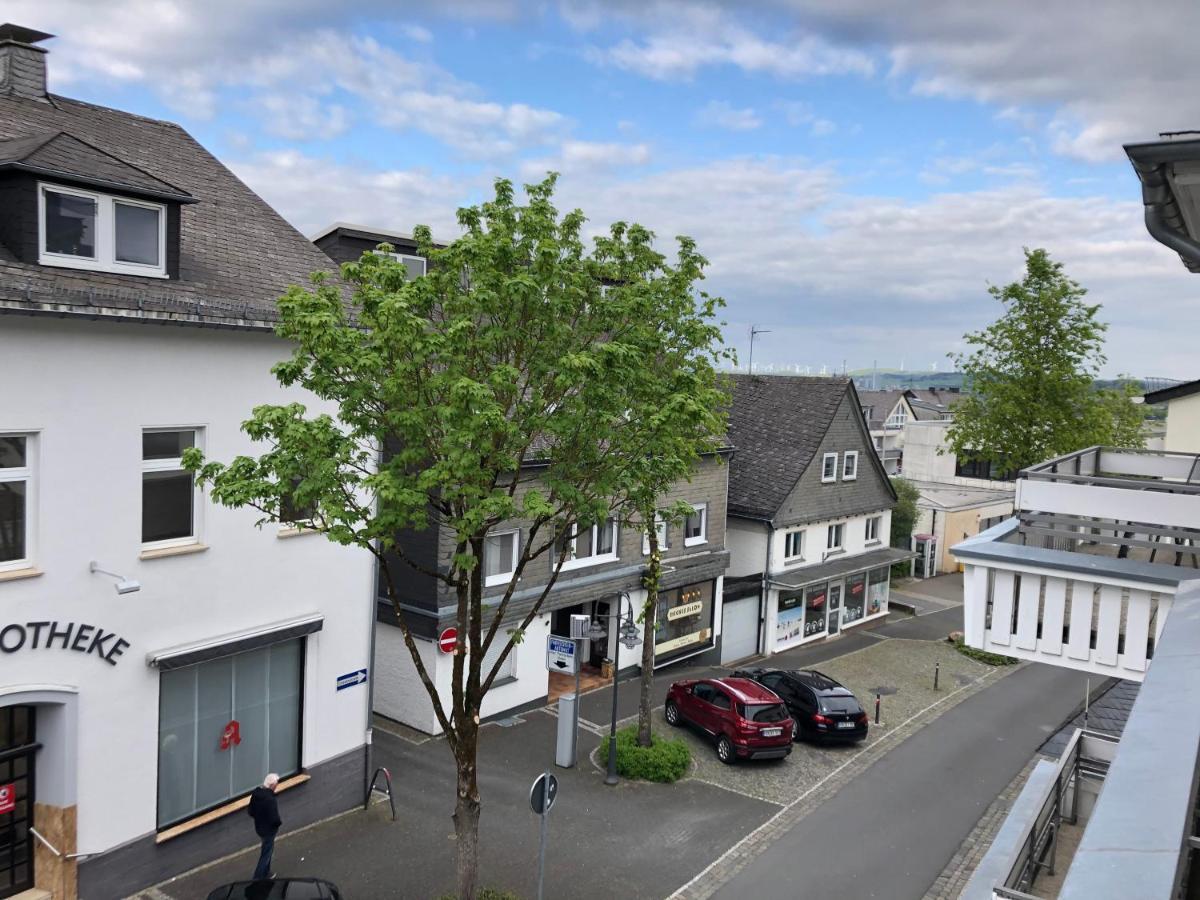 Hotel Zur Post Brilon Bagian luar foto